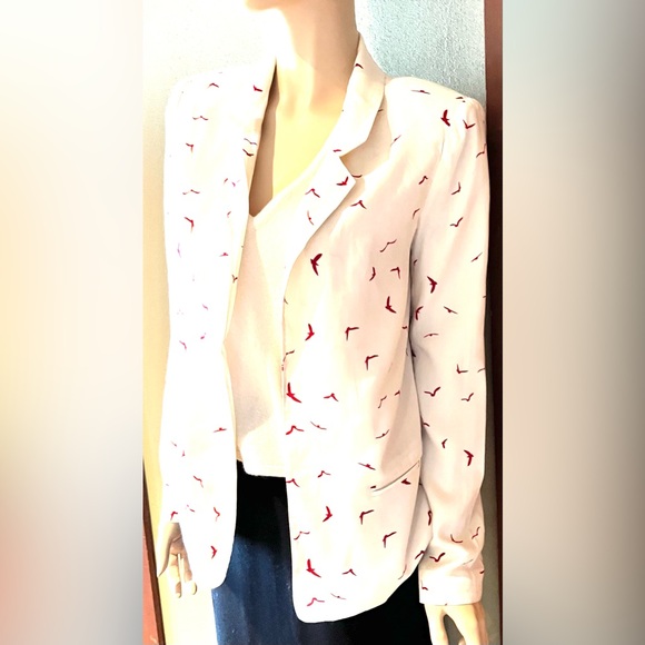 PJK cream open blazer with tiny red abstract birds. Rayon but feels like silk. - Picture 3 of 10
